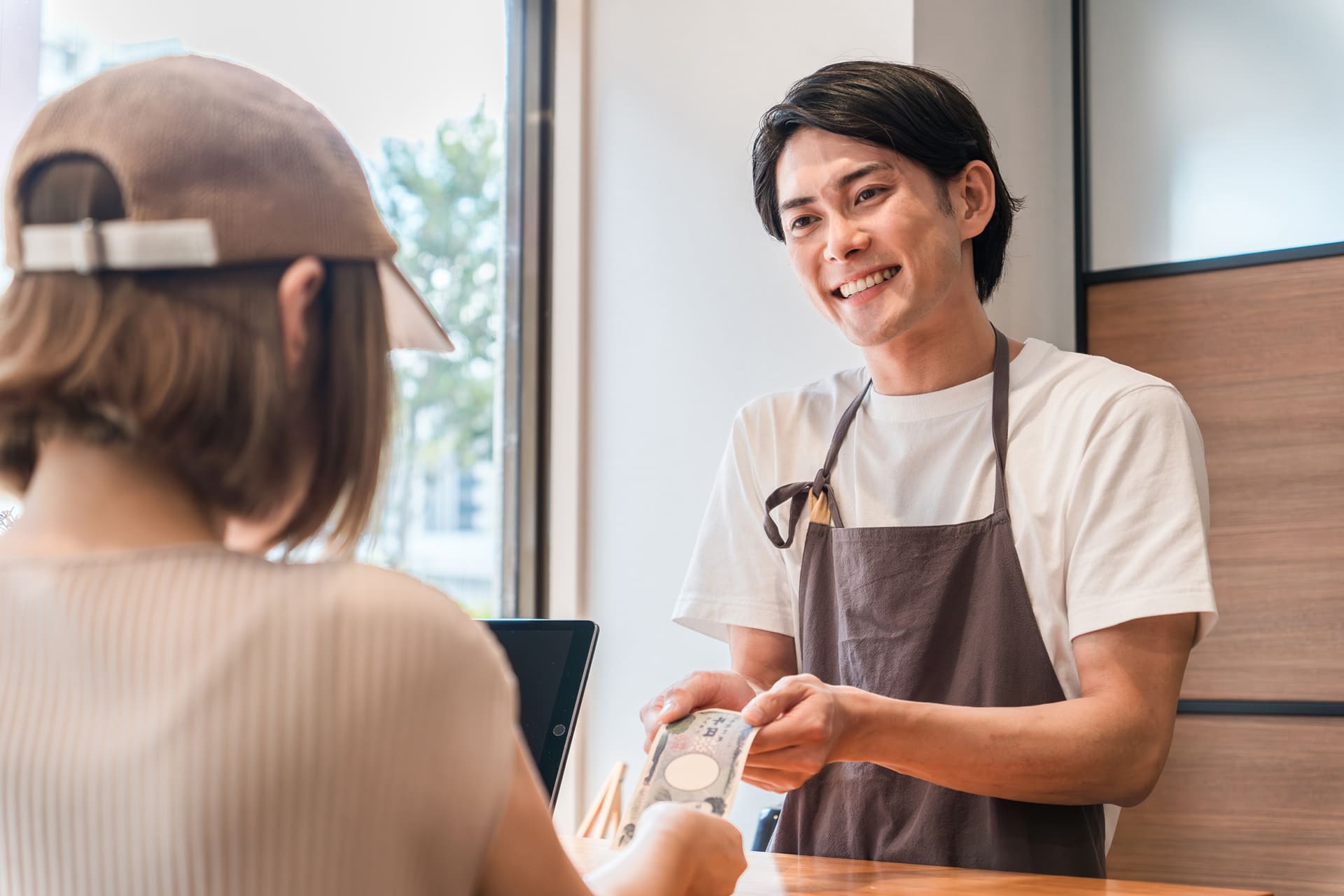 SEOとローカルSEOで飲食店の集客力アップ